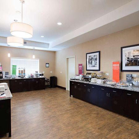 Hampton Inn Saskatoon South Esterno foto