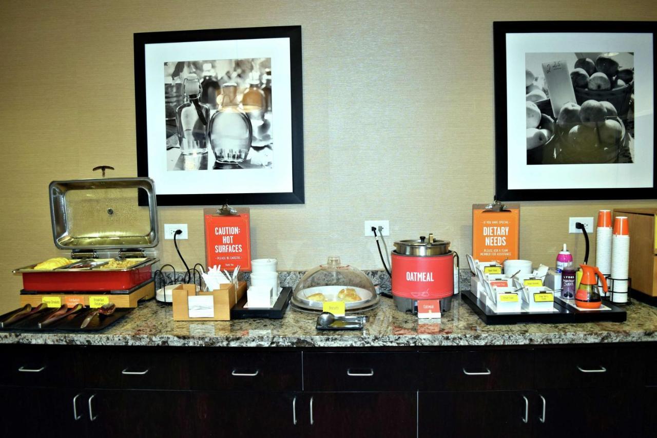 Hampton Inn Saskatoon South Esterno foto