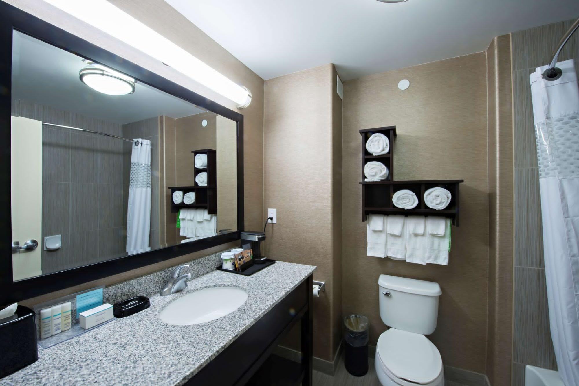 Hampton Inn Saskatoon South Esterno foto