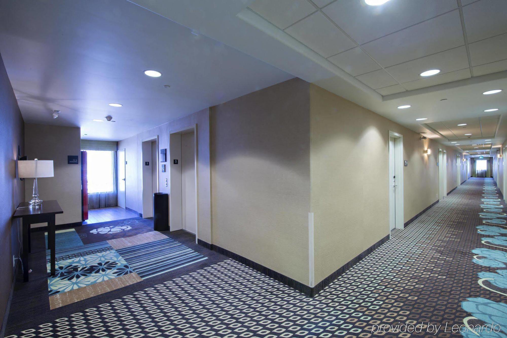 Hampton Inn Saskatoon South Esterno foto